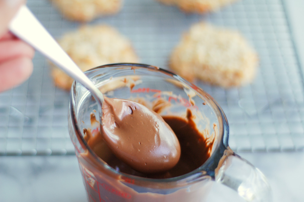 glass bowl with melted chocolate